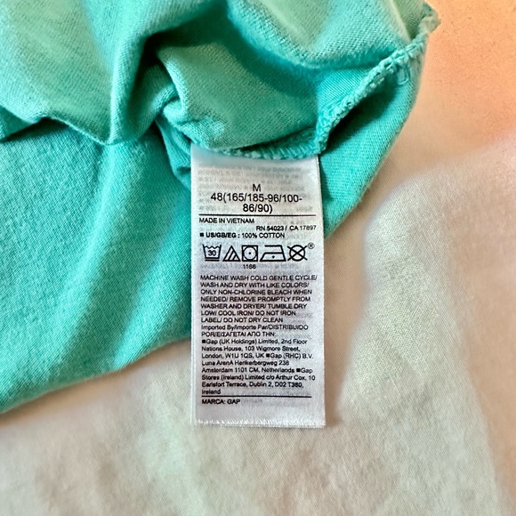 GAP 100% Organic Cotton Original T-Shirt - Picture 3 of 3
